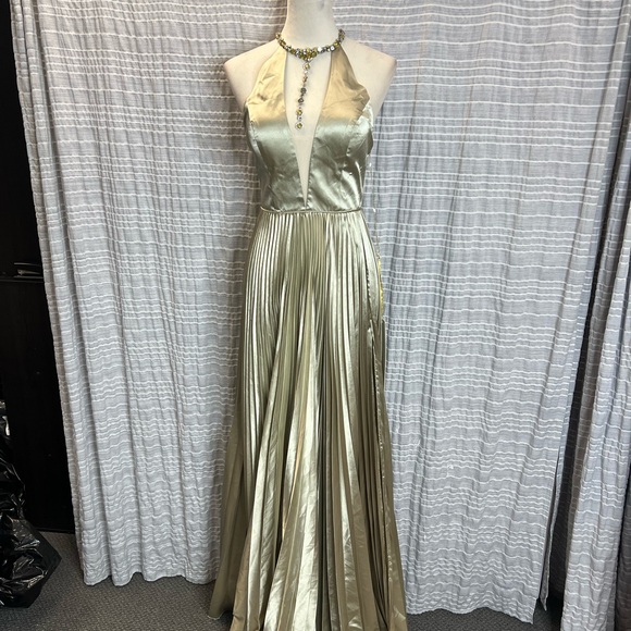 Tarik Ediz Sage Pleated Prom Dress - Picture 3 of 13